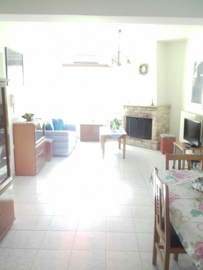 George House Apartment Agios Spyridon  Bagian luar foto