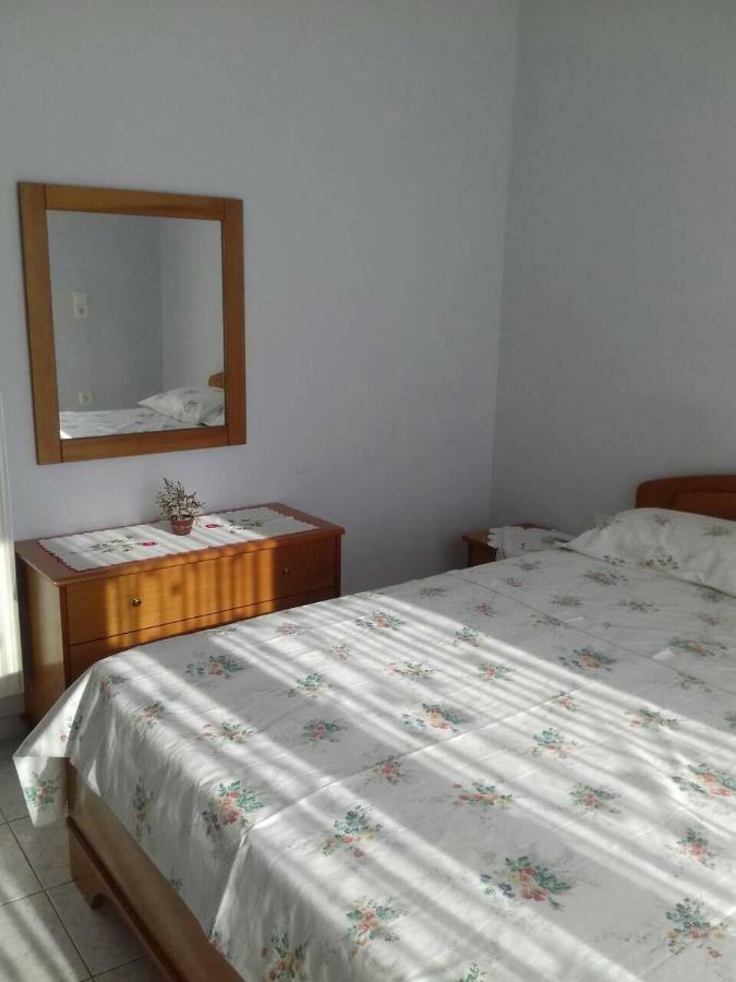 George House Apartment Agios Spyridon  Bagian luar foto